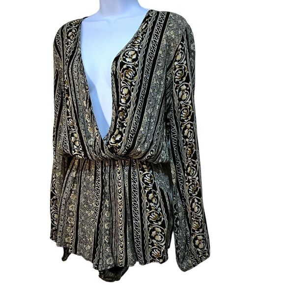 HONEY PUNCH Shorts Romper Black and Browns Deep Sexy V-Neck Size S - Picture 3 of 16